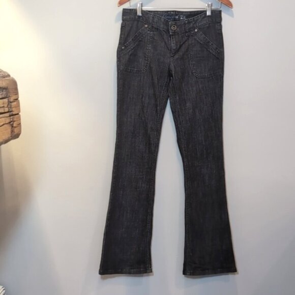 Tommy Hilfiger Low Rise Bootcut Jeans Flap Patch Pocket Striated Dark Wash Denim - Picture 2 of 11